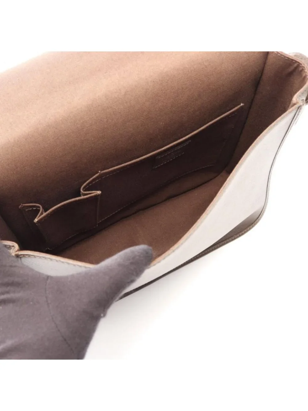 Louis Vuitton Shoulder Bag Taiga Grizzly Leather